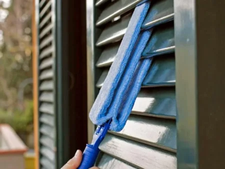 (2 Pieces) Microfibre Shutter Cleaning Brush